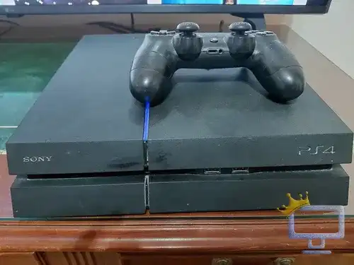 PS4 1 TERRA + 1 JOYSTICK + 1 GAME